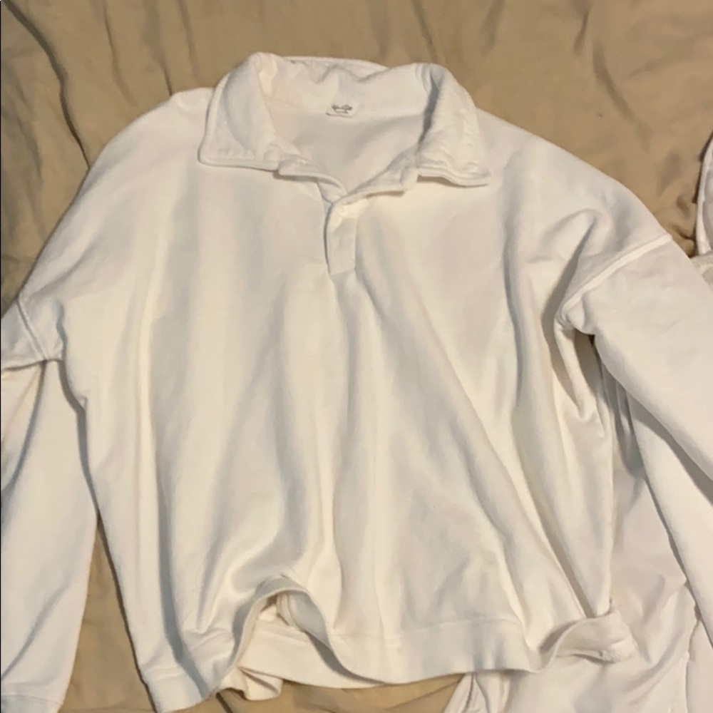 brandy Melville sweatshirt